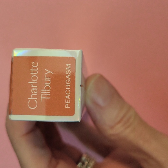 Charlotte Tilbury Glowgasm Beauty Light Wand High Blush: Peachgasm, 12ml, NIB, - Picture 12 of 12